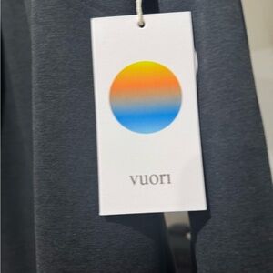 Vuori coronado black tshirt jacket